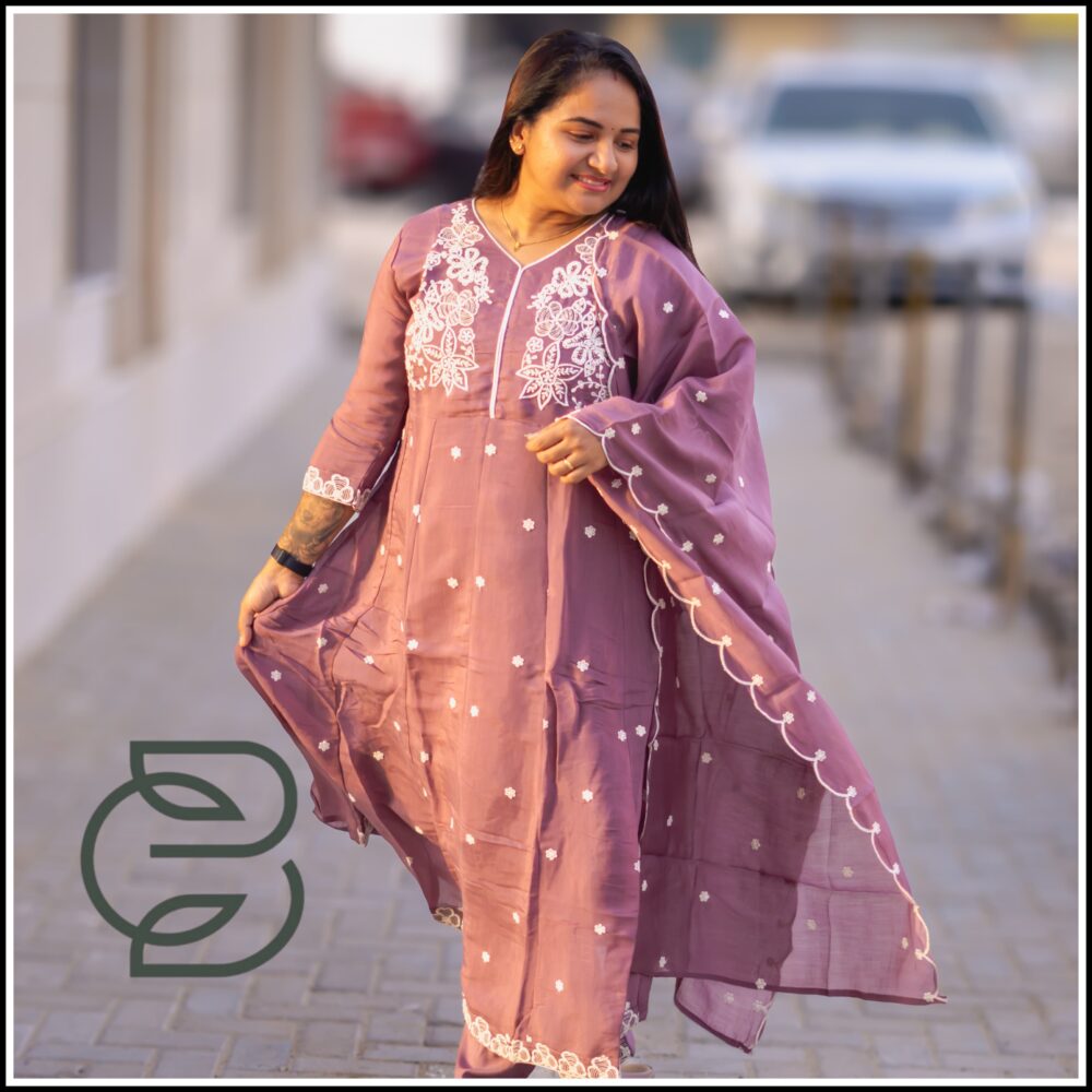 ANARKALI SALWAR SET WITH BEAUTIFUL THREAD WORK - Image 4