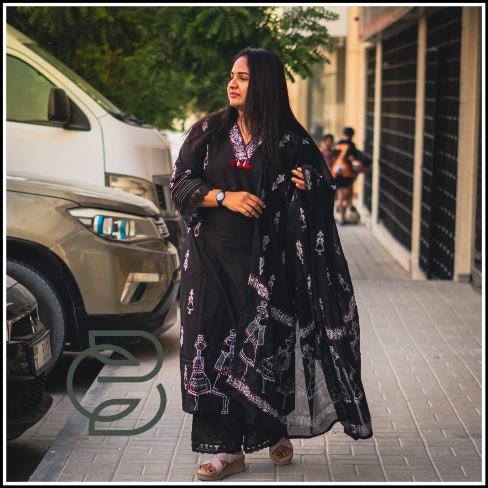 COTTON BLACK SALWAR WITH THREAD WORK , TOP , BOTTOM & DUPPATTA - Image 3